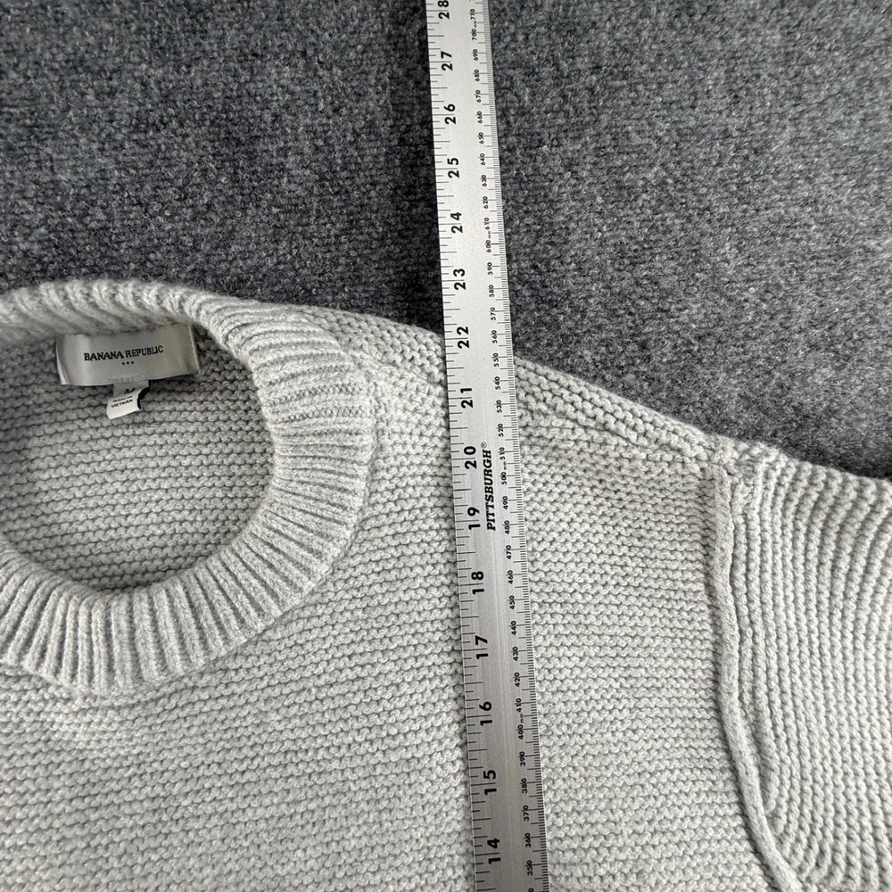 Banana Republic Gray Chunky Knit Crew Neck Sweater Womens Medium High Low Hem